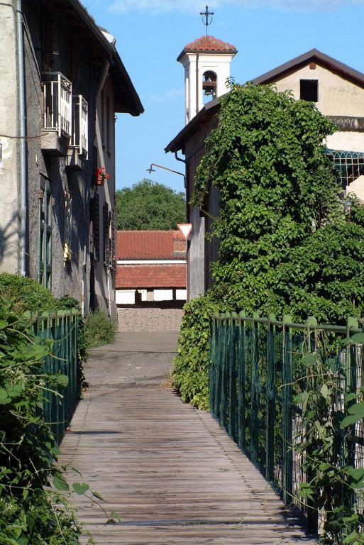 L'Antico Borgo Rooms Rental Caprie Exteriör bild