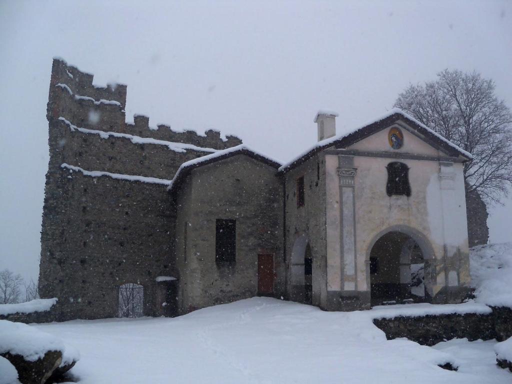 L'Antico Borgo Rooms Rental Caprie Exteriör bild