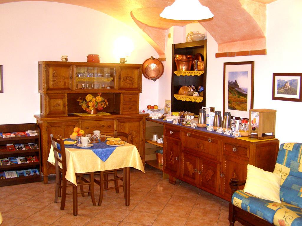 L'Antico Borgo Rooms Rental Caprie Exteriör bild